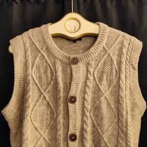 True Rock Large Knit Sweater vest sz L